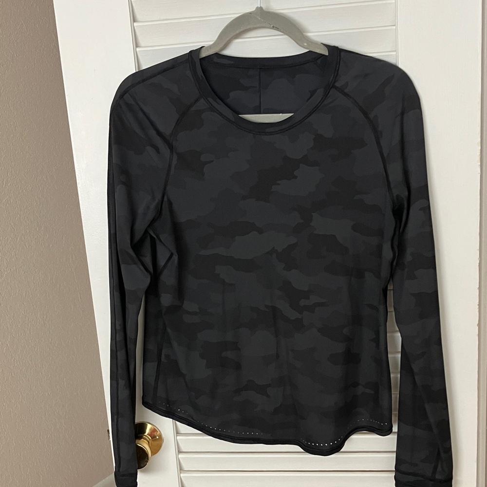 Lululemon Athletica Black Camouflage Tee